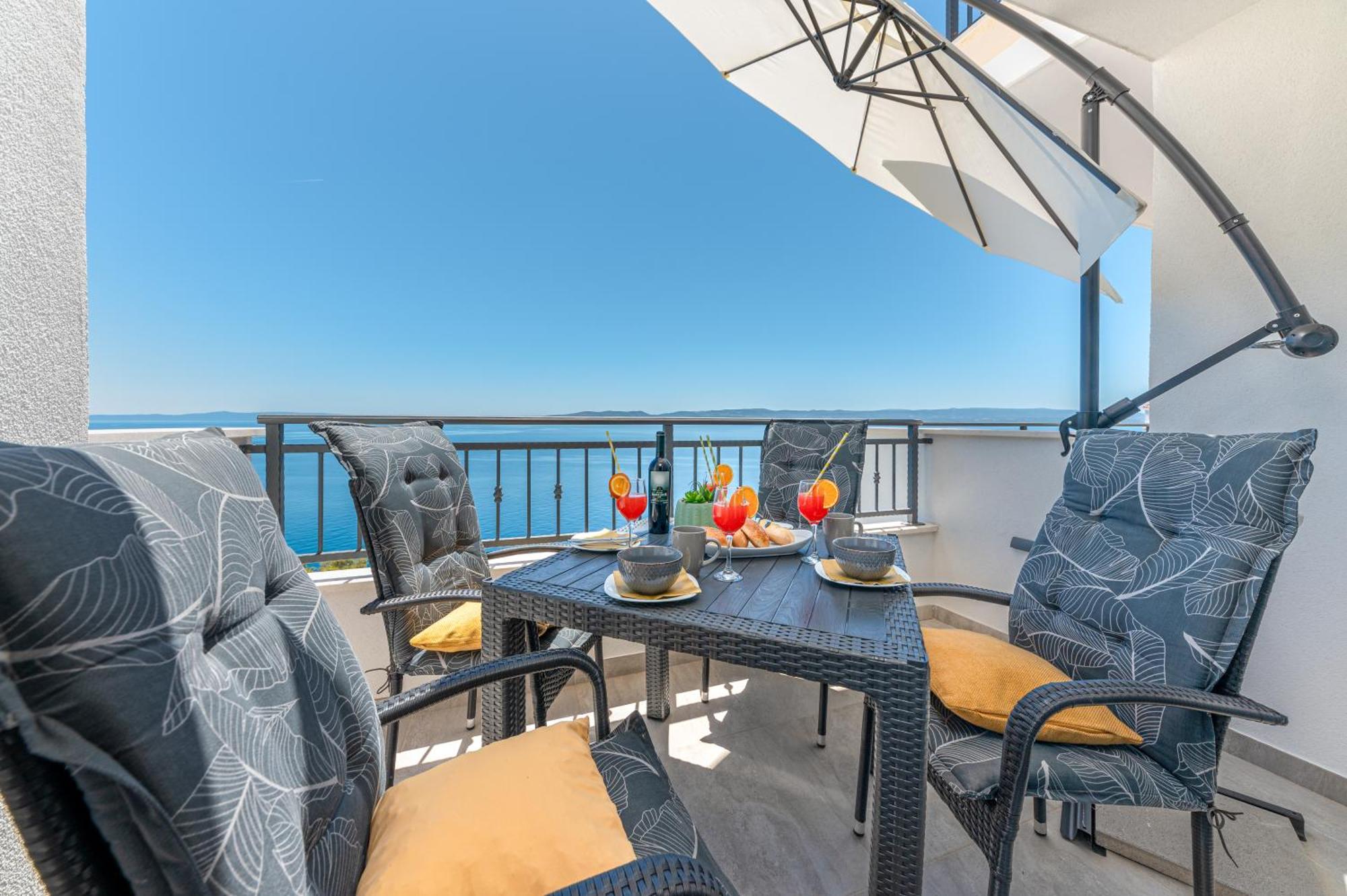 Seaview Apartments Nives Brela Ngoại thất bức ảnh
