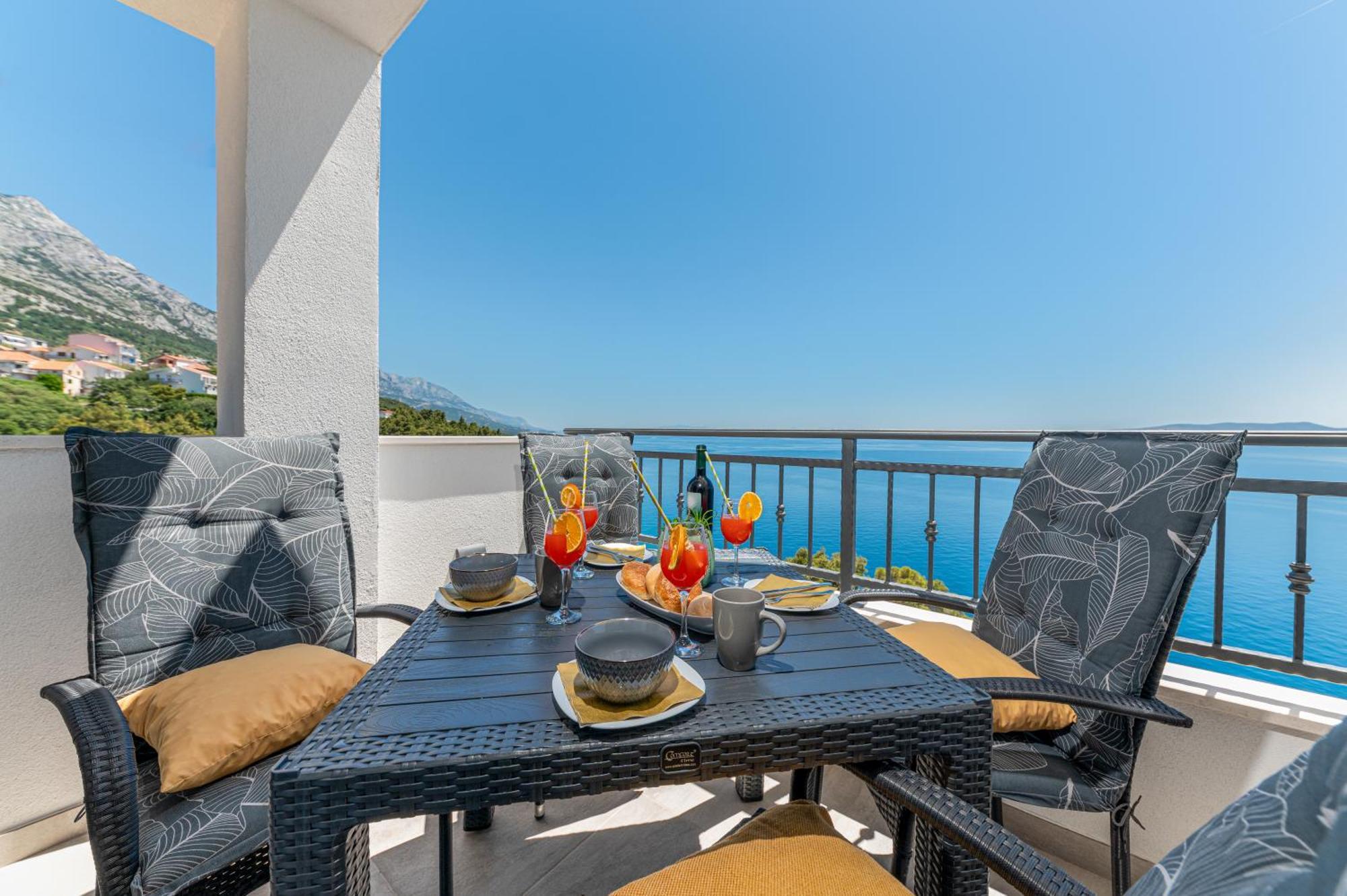 Seaview Apartments Nives Brela Phòng bức ảnh