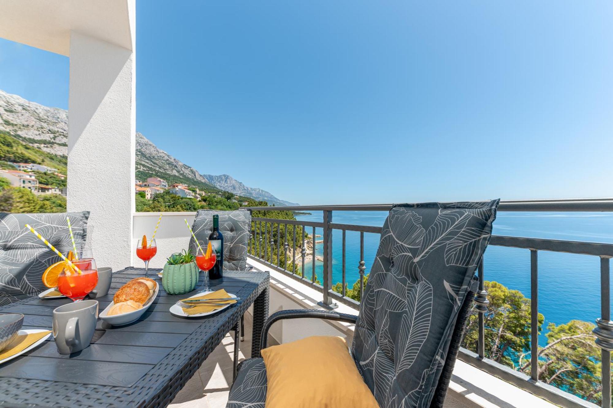 Seaview Apartments Nives Brela Ngoại thất bức ảnh