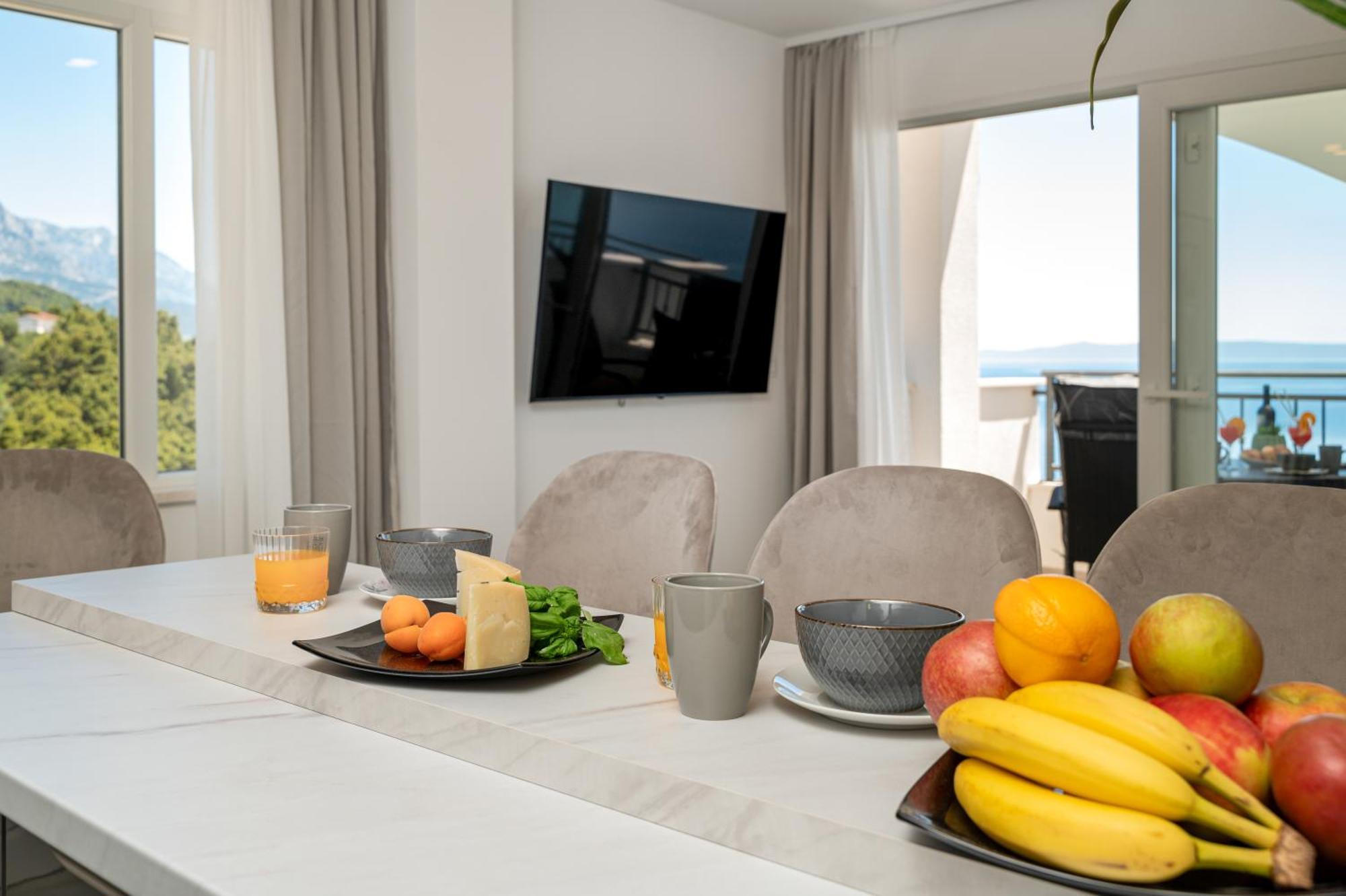 Seaview Apartments Nives Brela Phòng bức ảnh
