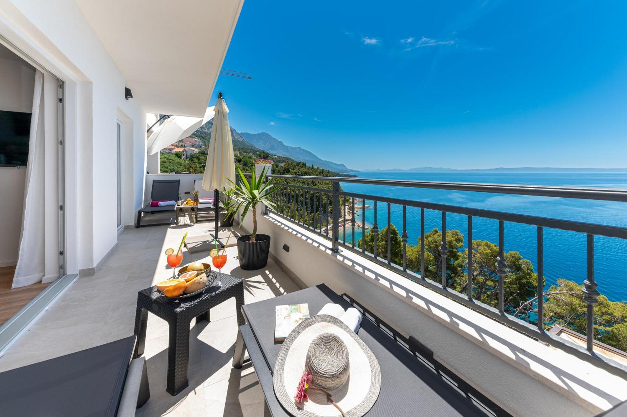 Seaview Apartments Nives Brela Ngoại thất bức ảnh