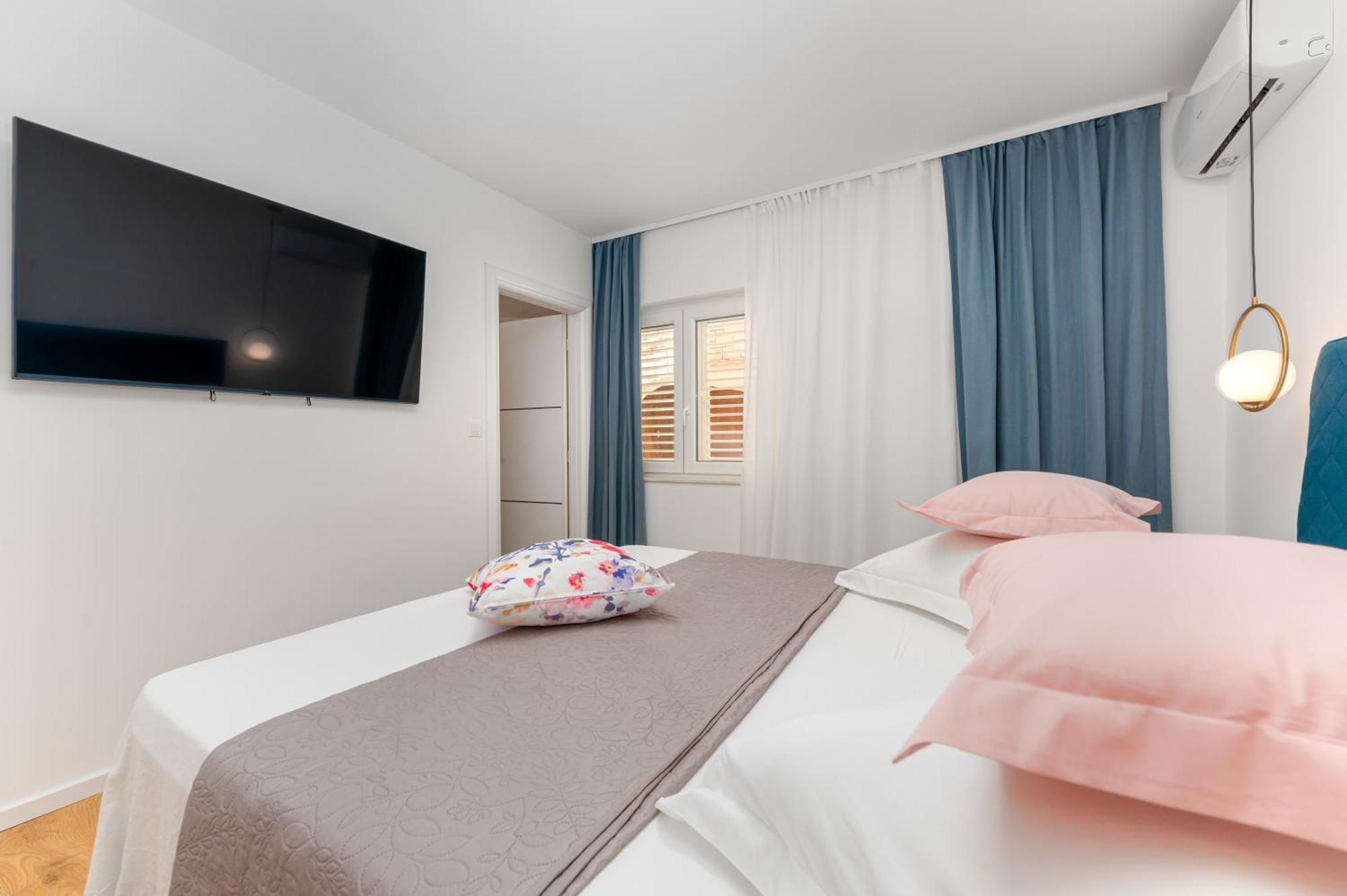 Seaview Apartments Nives Brela Ngoại thất bức ảnh