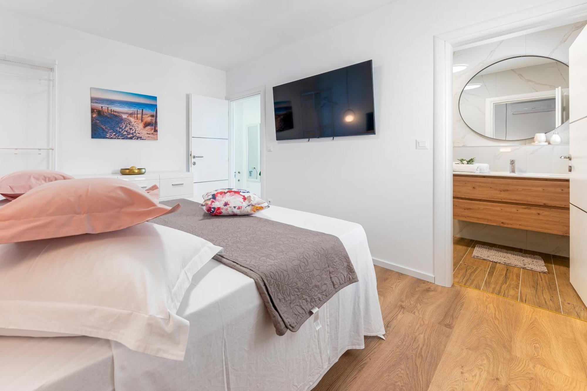 Seaview Apartments Nives Brela Ngoại thất bức ảnh