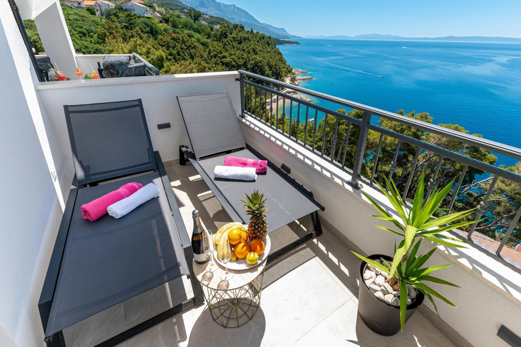 Seaview Apartments Nives Brela Ngoại thất bức ảnh